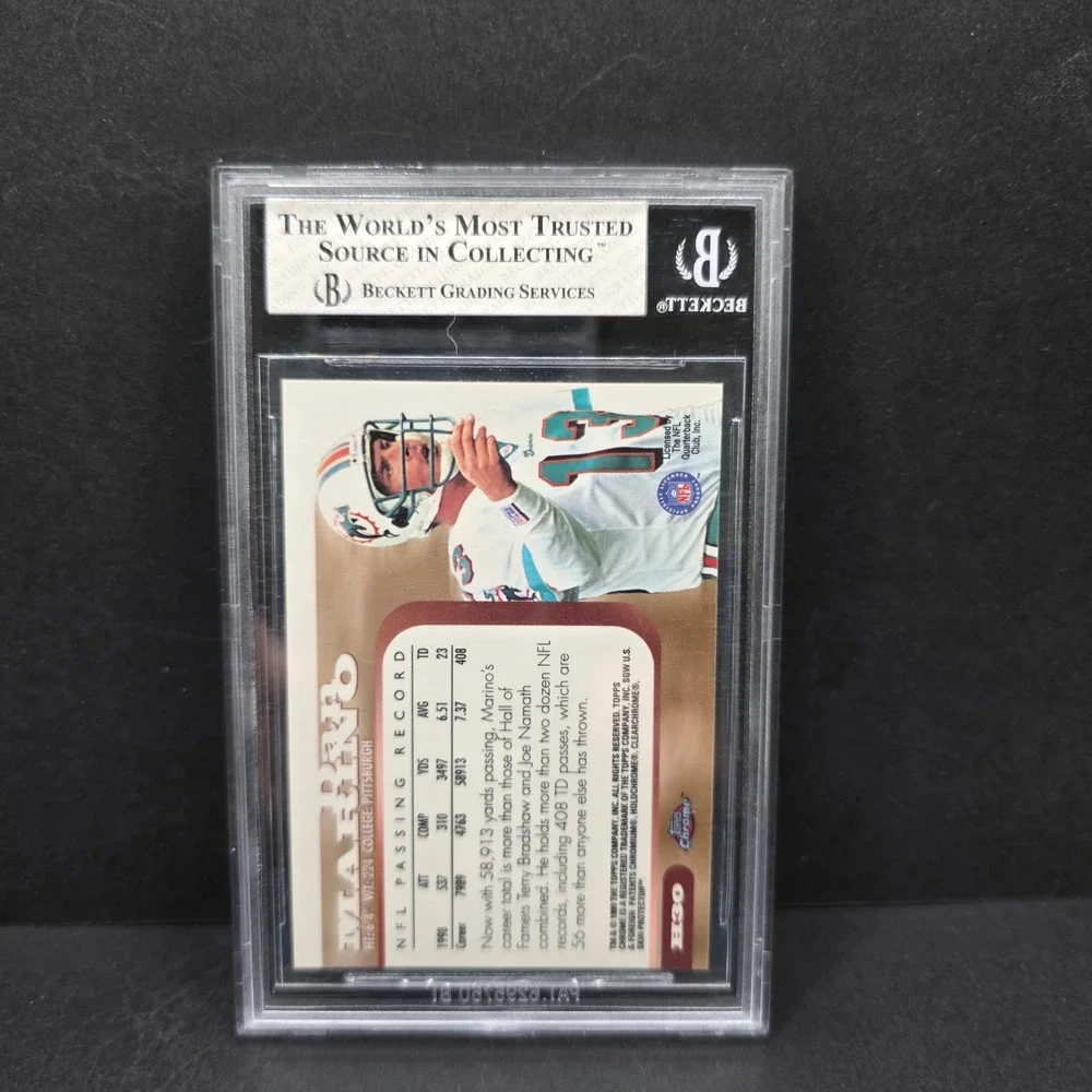 Topps Chrome Football Card Dan Marino 1999 Hall of Fame BGS 8 NM-MT #H30